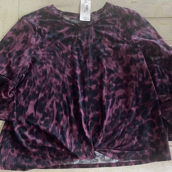 BOLD elements Tops - Women’s Shirt Large Purple Leopard Abstract Tier Flutter Sleeve Stretch Lightwt